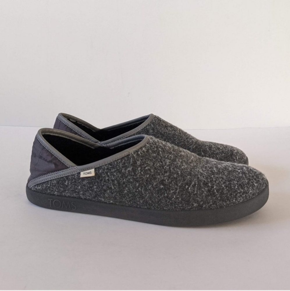 TOMS Ezra Smoke Grey Repreve Convertible Heel Slippers Mens Approximate Size 11